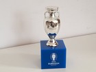 Miniaturní replika trofeje UEFA Euro 2024 Německo, 11 cm (oficiální licencovaný produkt)