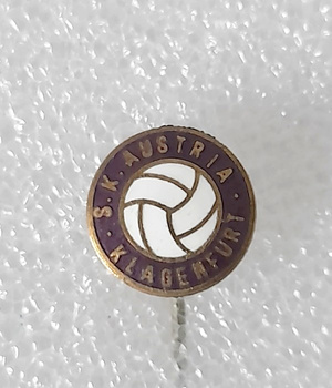 Odznak s erbem SK Austria Klagenfurt (smalt)