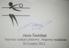 Papír s originálním autogramem Janis Smedins, hráčka plážového volejbalu (medailistka z olympijských her v Londýně 2012)