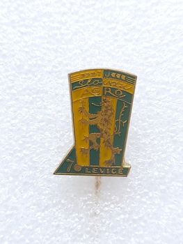 odznak k 70. výročí založení TJ Slovan Levice (epoxid)