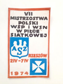 Záplata z Akademického 7. mistrovství Polska ve volejbale vyšších pedagogických škol (Rzeszów, 2.-7. 4. 1974)
