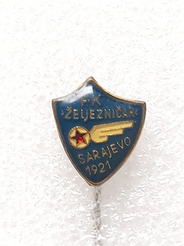 Odznak FK Zeljeznicar Sarajevo (epoxid, podpis)