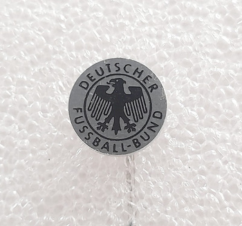 Kulatý odznak Německého fotbalového svazu (lak)